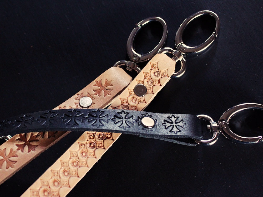 Vintage Tooled Leather Keychain Card Wallet